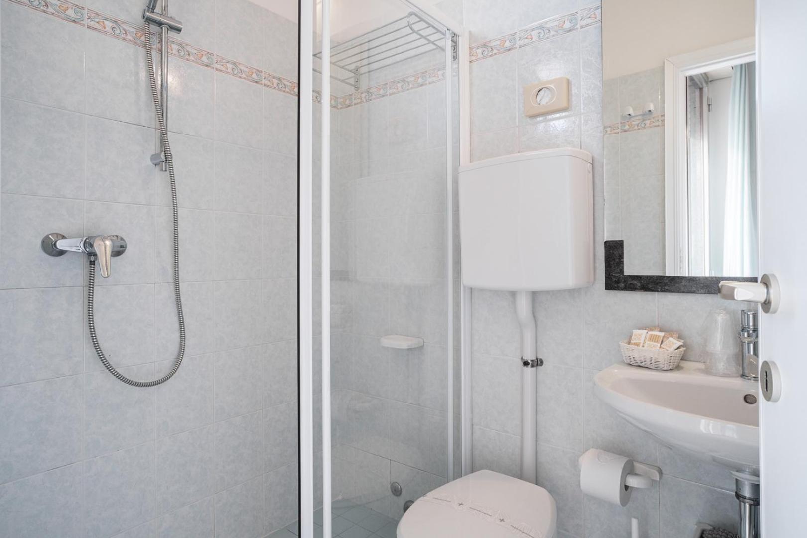 Blu Star Hotel غابيتّشي ماري المظهر الخارجي الصورة