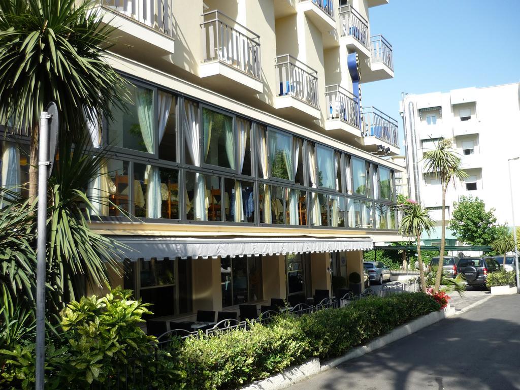 Blu Star Hotel غابيتّشي ماري المظهر الخارجي الصورة